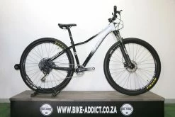 MOMSEN Mia ML 329 Small (Pre-Owned)