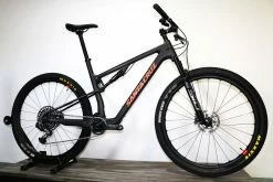 SANTA CRUZ Blur CC Carbon XL (Pre-Owned) -Bikes Shop IMG 0880 c958735a 5bb0 4432 974c eb516b37e520