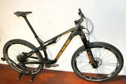 TITAN Cypher Carbon Empire (2022) -Bikes Shop IMG 2494 7410cc4f a81c 4486 83bf baca27e80233