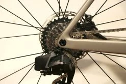 SCOTT Addict RC 10 Disc (2022) -Bikes Shop IMG 4881 9d96f104 57c0 438f b6b7 e3fca7dc4d3e