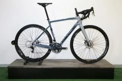TITAN Switch Carbon Comp (2023) -Bikes Shop IMG 4890