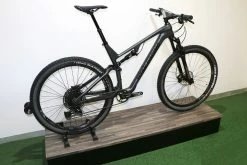 TITAN Cypher 120 Carbon Dash (2023) 20 TITAN Cypher 120 Carbon Dash (2023) -Bikes Shop IMG 4964 9ecd40bd 7614 48a2 a0d9 72a3d8b35bed