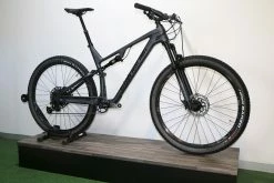 TITAN Cypher 120 Carbon Dash (2023) 21 TITAN Cypher 120 Carbon Dash (2023) -Bikes Shop IMG 4970