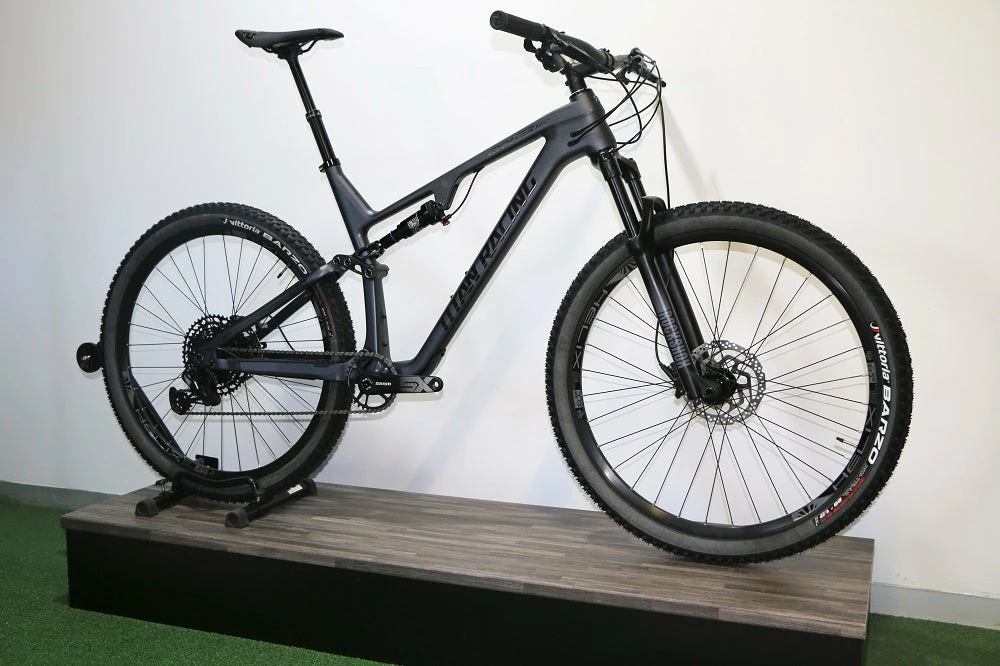 TITAN Cypher 120 Carbon Dash (2023) 8 TITAN Cypher 120 Carbon Dash (2023) - Image 6