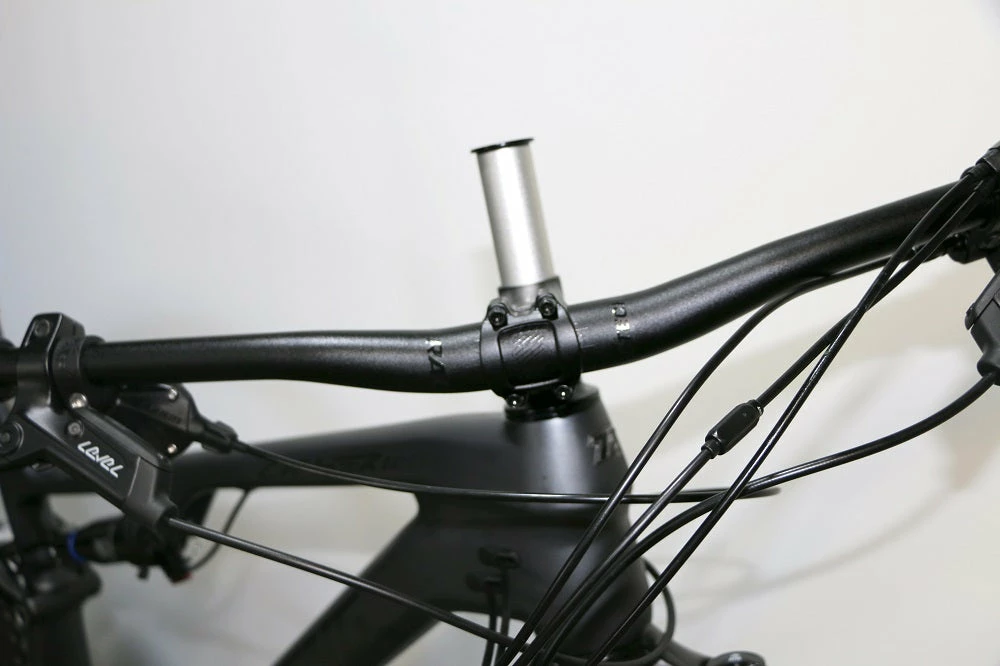 TITAN Cypher 120 Carbon Dash (2023) 14 TITAN Cypher 120 Carbon Dash (2023) - Image 12