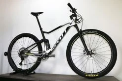 SCOTT Spark RC 900 Pro Carbon Large (Pre-Owned) -Bikes Shop IMG 7305