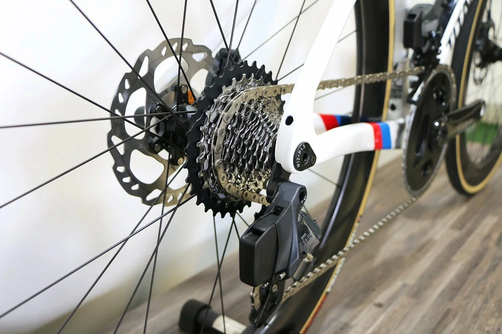 TITAN Valerian Carbon Team (2023) 7 TITAN Valerian Carbon Team (2023) - Image 5